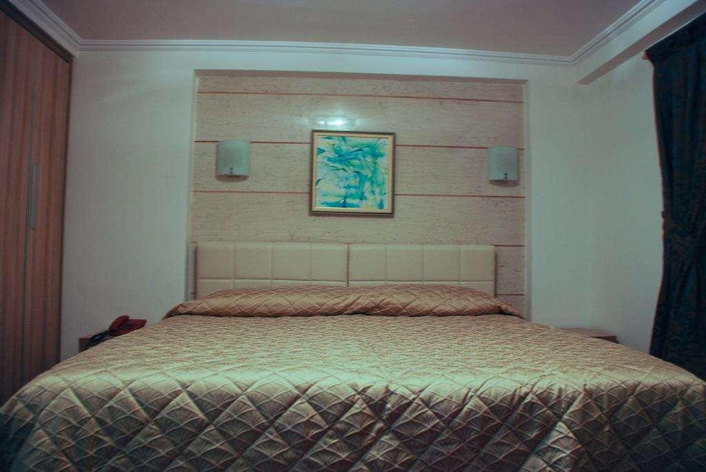 Hotel Comfort ติรานา ห้อง รูปภาพ
