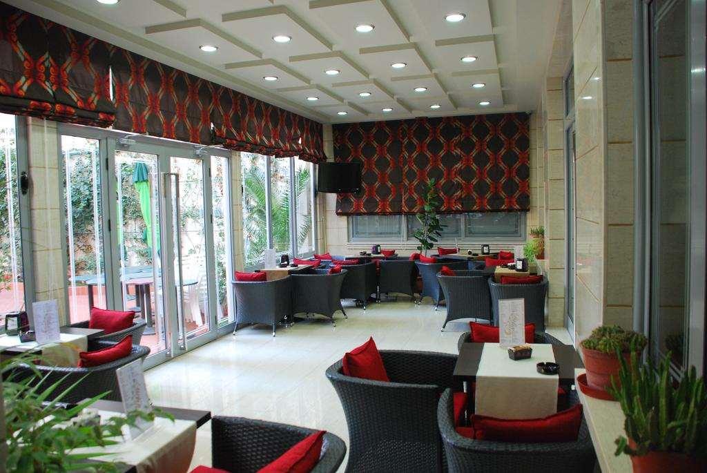 Hotel Comfort ติรานา ร้านอาหาร รูปภาพ